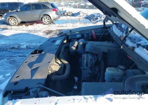 2008 Chevrolet Silverado 1500 Work Truck z USA, uszkodzony, nr VIN 1GCEK14C38Z312945